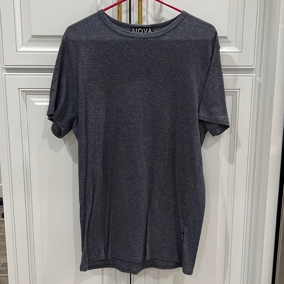 Shirt - Picture 1 of 3